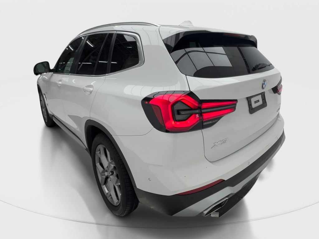 Used 2024 BMW X3 sDrive30i w/ Convenience Package RWD image 11