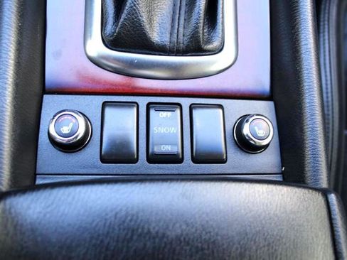 Used 2016 INFINITI QX50 AWD w/ Premium Plus Package image 23