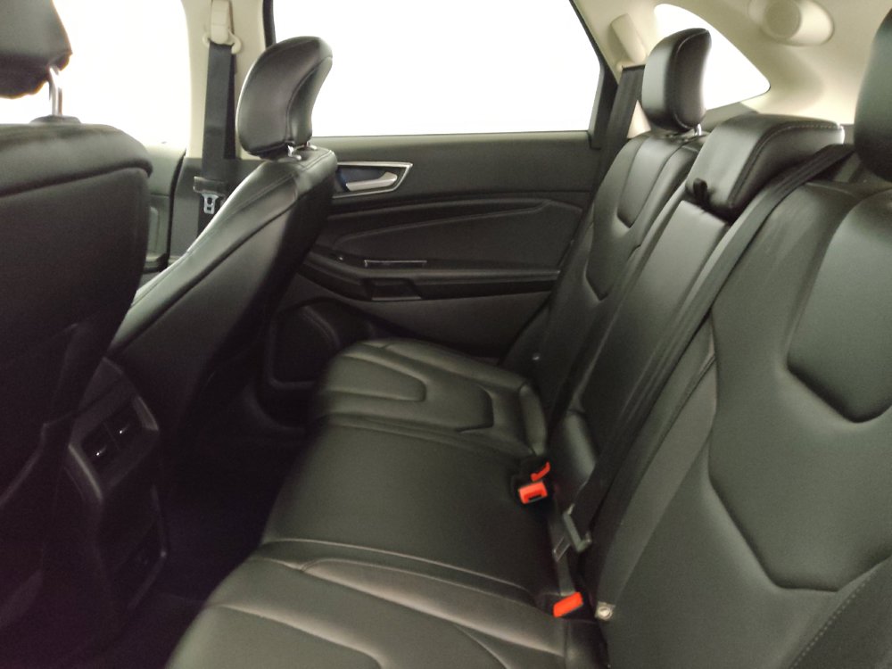 Used 2017 Ford Edge Titanium AWD/4WD image 18