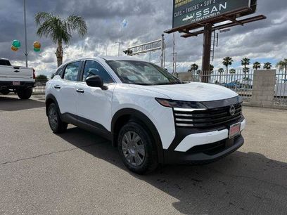 New 2026 Nissan Kicks S