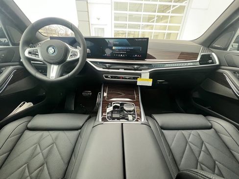 New 2026 BMW X5 xDrive50e w/ M Sport Package image 15
