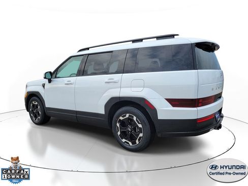 Used 2025 Hyundai Santa Fe SEL image 3