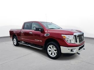 Used 2017 Nissan Titan SV video 2