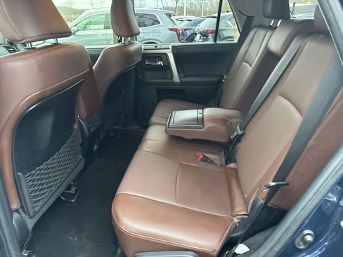 Used 2020 Toyota 4Runner Limited image 25