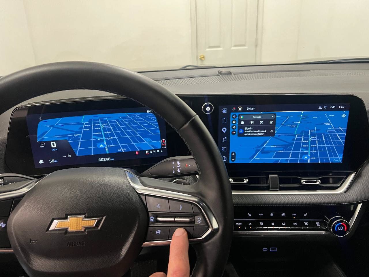 Used 2025 Chevrolet Equinox LT w/ Convenience Package II FWD image 60