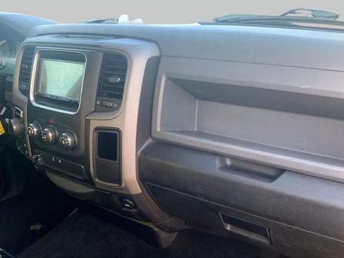 Used 2016 RAM 1500 Express AWD/4WD image 18