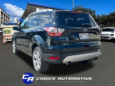 Used 2017 Ford Escape Titanium w/ Equipment Group 301A FWD image 5