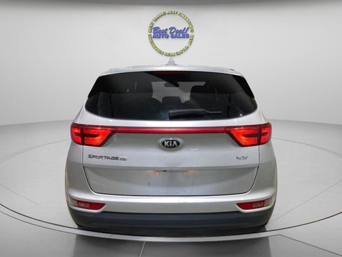 Used 2018 Kia Sportage LX FWD image 4