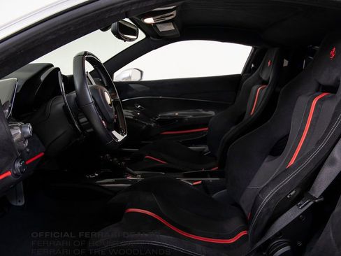 Certified 2019 Ferrari 488 Pista Coupe RWD image 5
