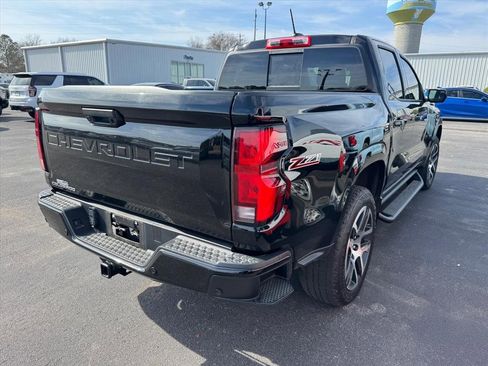Used 2023 Chevrolet Colorado Z71 w/ Z71 Convenience Package 2 image 5