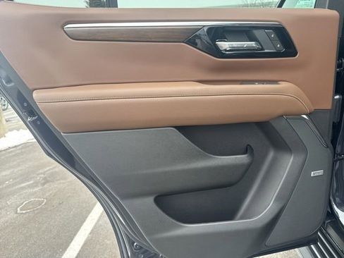 New 2026 Chevrolet Tahoe High Country w/ Sun And Tow Package image 25