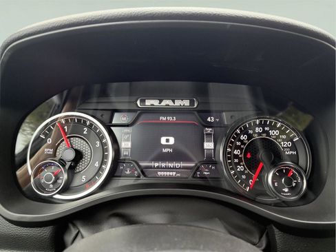 Used 2023 RAM 1500 Big Horn AWD/4WD image 21