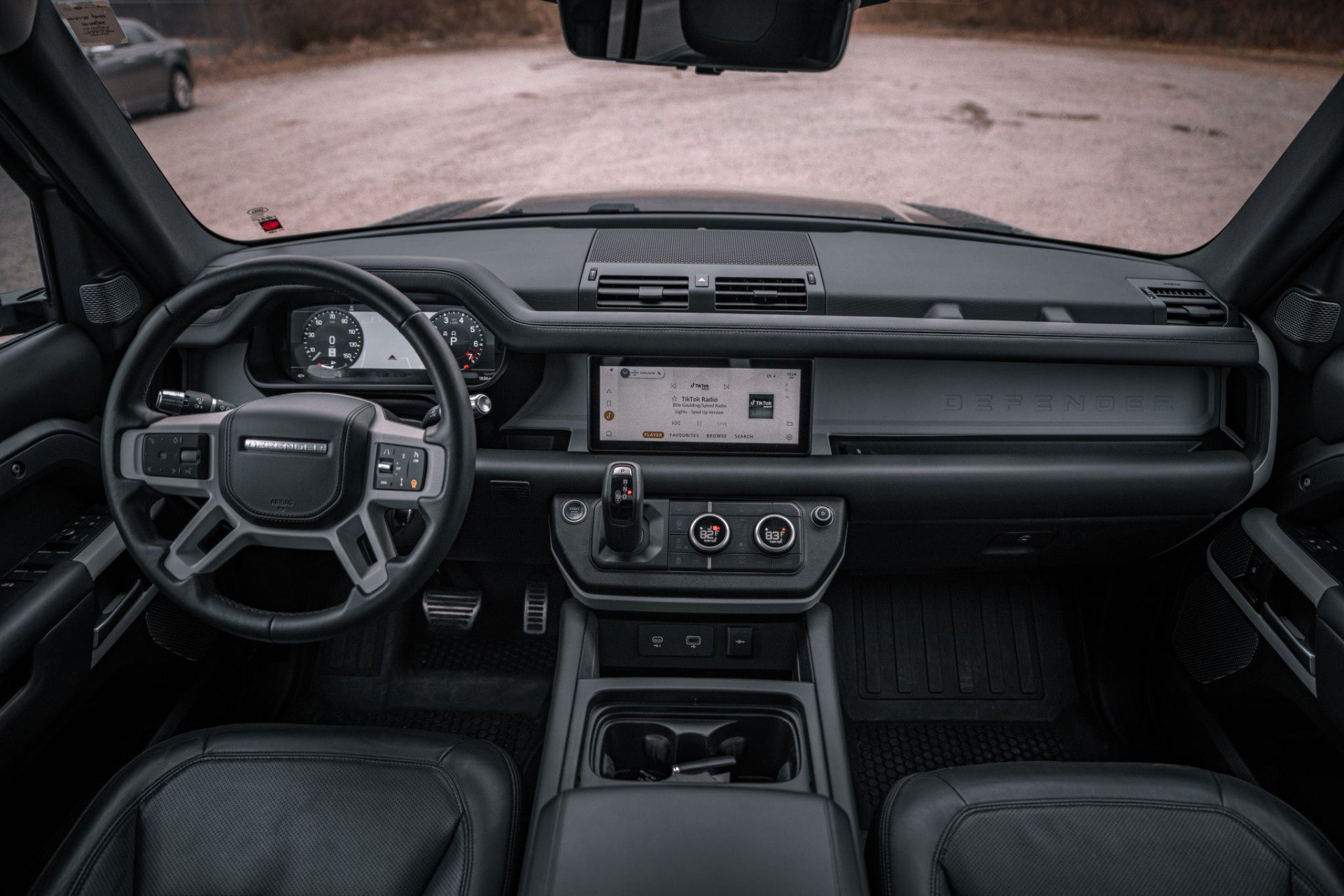 Used 2020 Land Rover Defender 110 HSE AWD/4WD image 69