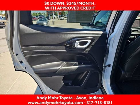 Used 2022 Jeep Compass Latitude w/ Convenience Group FWD image 25
