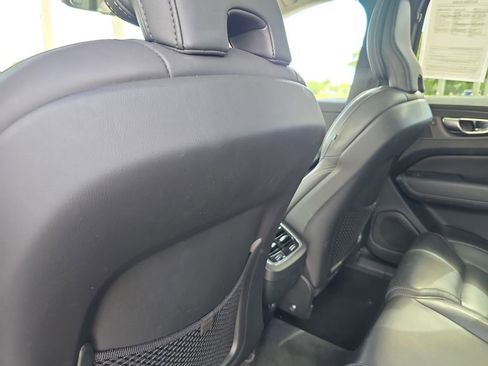 Certified 2022 Volvo XC60 B6 Inscription w/ Advanced Package image 19
