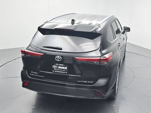 Used 2023 Toyota Highlander Limited AWD/4WD image 55