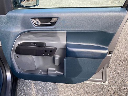 Certified 2024 Ford Maverick Lariat w/ Black Appearance Package image 38