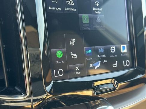 Used 2020 Volvo XC60 T8 Momentum w/ Protection Package Premier image 39