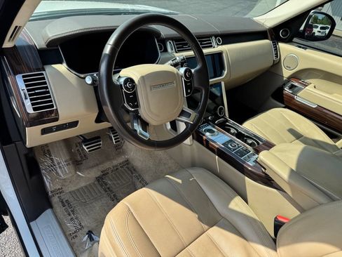 Used 2015 Land Rover Range Rover Supercharged AWD/4WD image 14