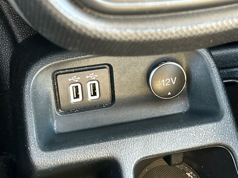 Used 2020 Ford Transit Connect XL FWD image 29
