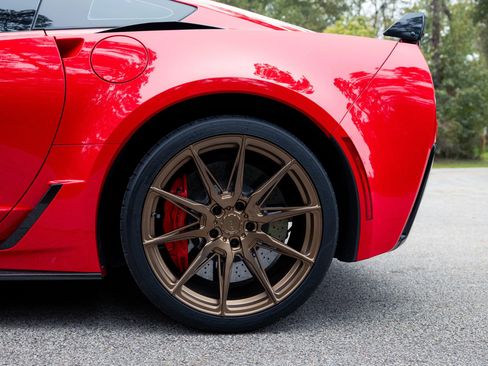 Used 2016 Chevrolet Corvette Z06 w/ 3LZ Preferred Equipment Group image 57