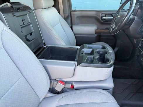 Used 2019 Chevrolet Silverado 1500 LT w/ Texas Edition RWD image 18