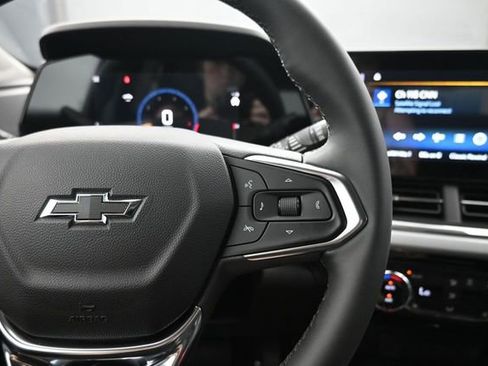 New 2026 Chevrolet Trax LT w/ Driver Confidence Package FWD image 15