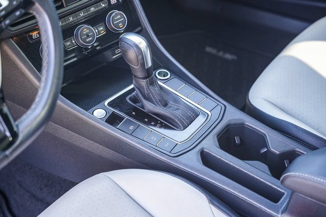 Used 2021 Volkswagen Jetta R-Line FWD image 24