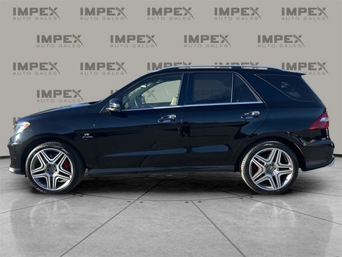 Used 2015 Mercedes-Benz ML 63 AMG 4MATIC image 2