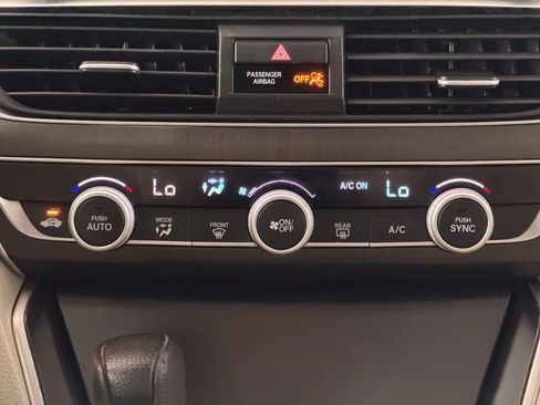 Used 2018 Honda Accord LX image 26