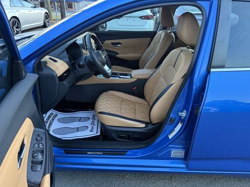 Used 2021 Nissan Sentra SV w/ SV Premium Package FWD image 9