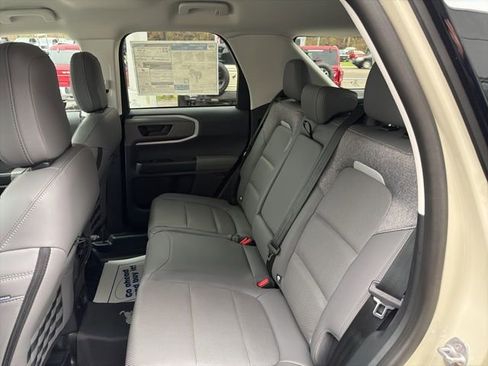 New 2025 Ford Bronco Sport Badlands image 13