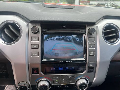 Used 2018 Toyota Tundra Limited w/ Limited Premium Package AWD/4WD image 18