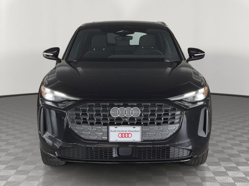 Used 2025 Audi Q5 Premium w/ Convenience Package AWD/4WD image 6
