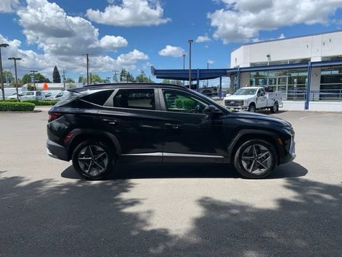 Certified 2025 Hyundai Tucson SEL FWD image 8