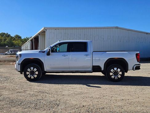 New 2026 GMC Sierra 2500 Denali w/ Denali Reserve Package image 2