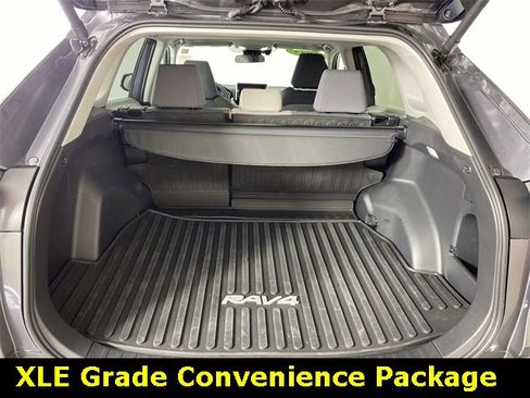 Used 2025 Toyota RAV4 XLE image 8