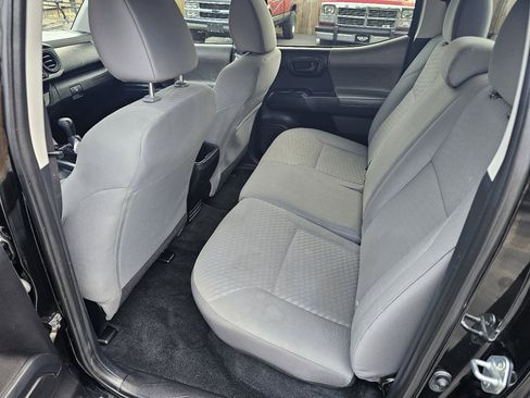 Used 2021 Toyota Tacoma SR image 11