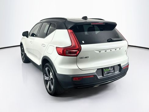 Used 2023 Volvo XC40 Recharge Plus AWD/4WD image 5