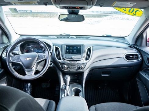 Used 2020 Chevrolet Equinox LT image 16