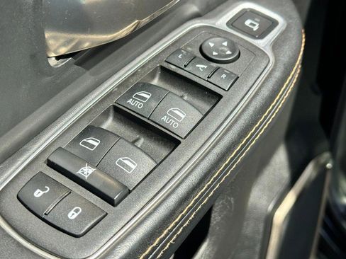 Used 2022 RAM 2500 Limited AWD/4WD image 16