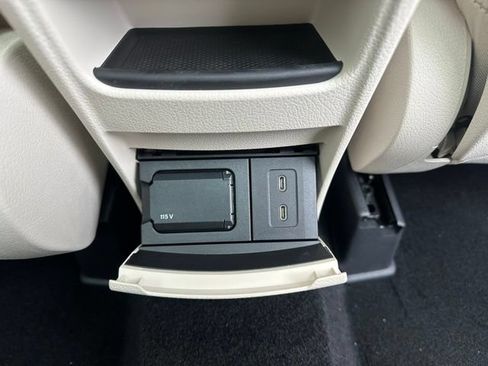 New 2026 Mercedes-Benz GLB 250 4MATIC image 26