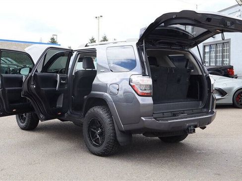 Used 2021 Toyota 4Runner SR5 Premium w/ Moonroof Package AWD/4WD image 33