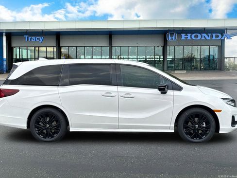New 2026 Honda Odyssey Sport-L image 3