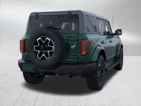 New 2025 Ford Bronco Outer Banks image 8