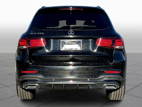 Used 2022 Mercedes-Benz GLC 300 image 4