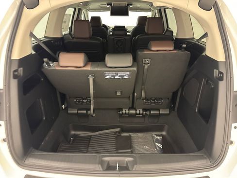 New 2026 Honda Odyssey Elite image 12