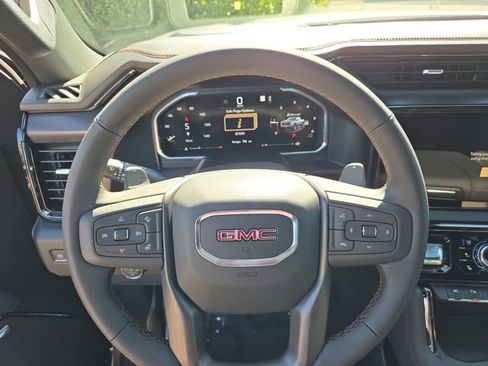 New 2026 GMC Sierra 1500 AT4 w/ Technology Package image 22