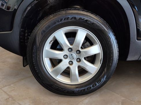 Used 2012 Kia Sorento LX image 24