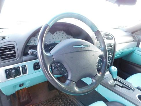 Used 2002 Ford Thunderbird Deluxe image 6